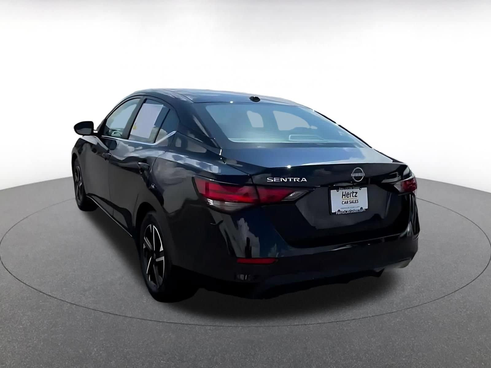 Thumbnail: 2025 Nissan Sentra - 11