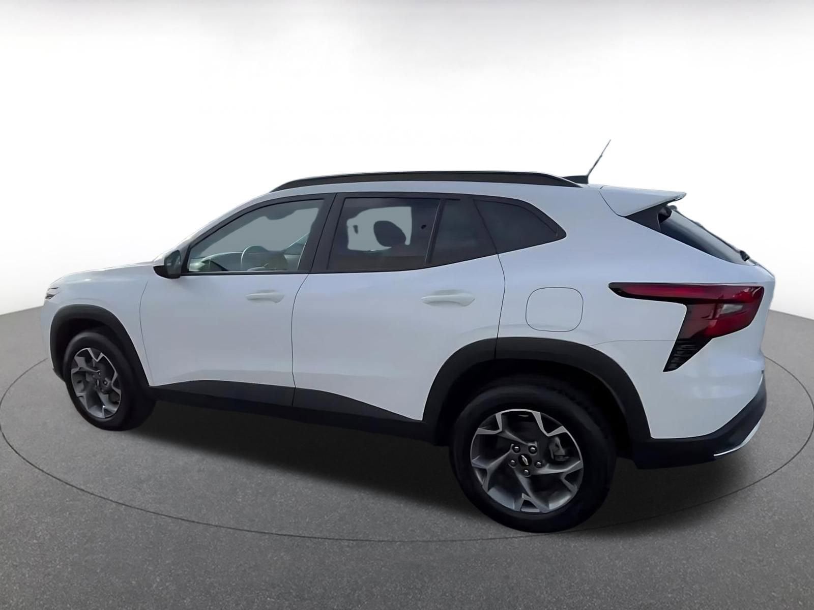 Thumbnail: 2025 Chevrolet Trax - 10