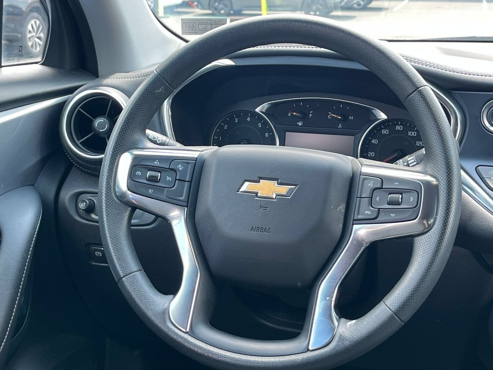 Thumbnail: 2026 Chevrolet Blazer - 28