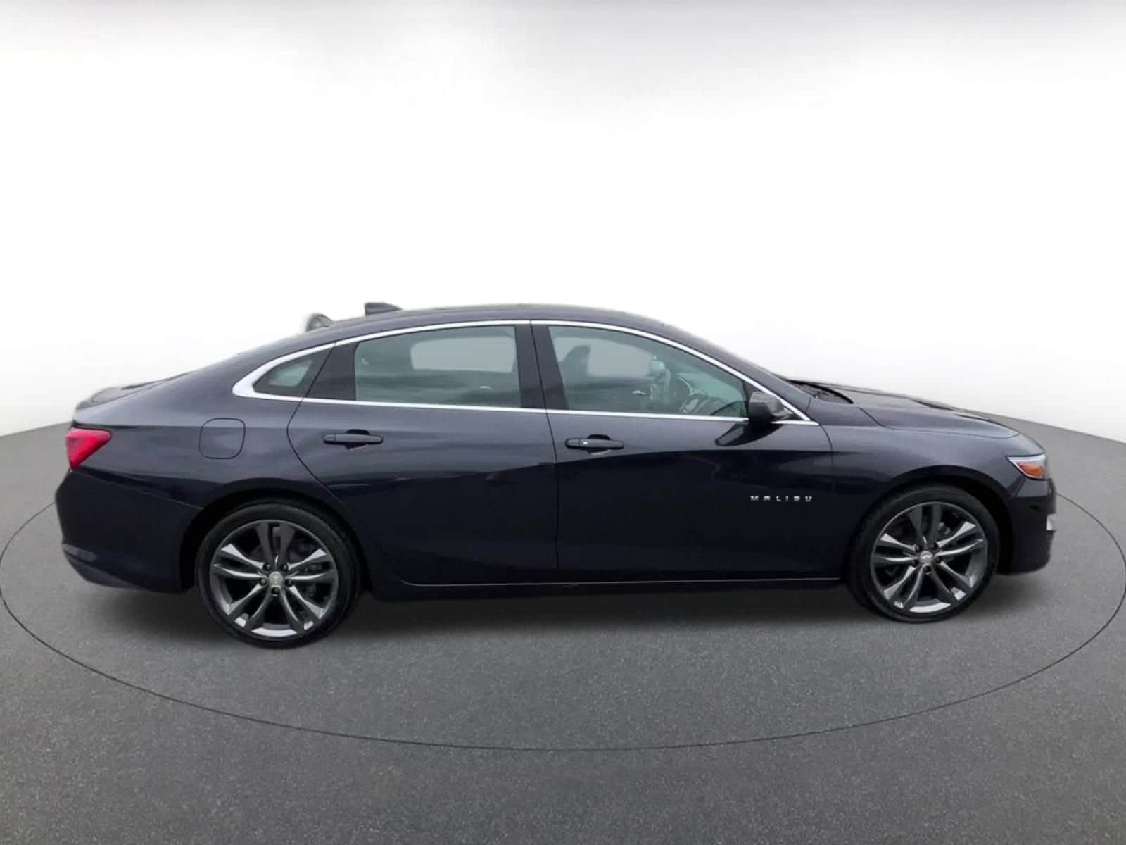 Thumbnail: 2023 Chevrolet Malibu - 16