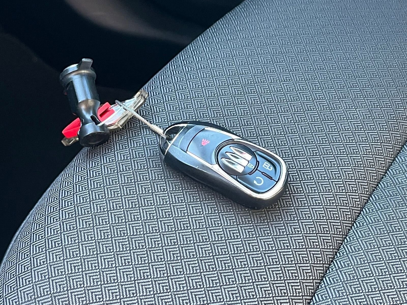 Thumbnail: 2025 Buick Encore GX - 21