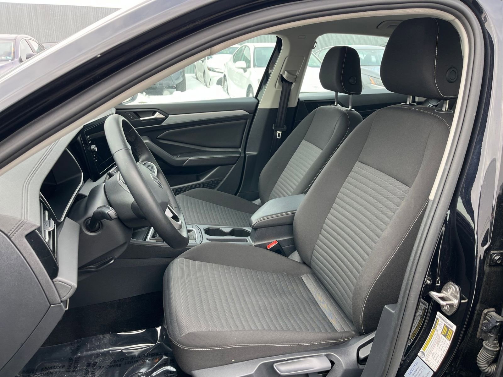 Thumbnail: 2025 Volkswagen Jetta - 34