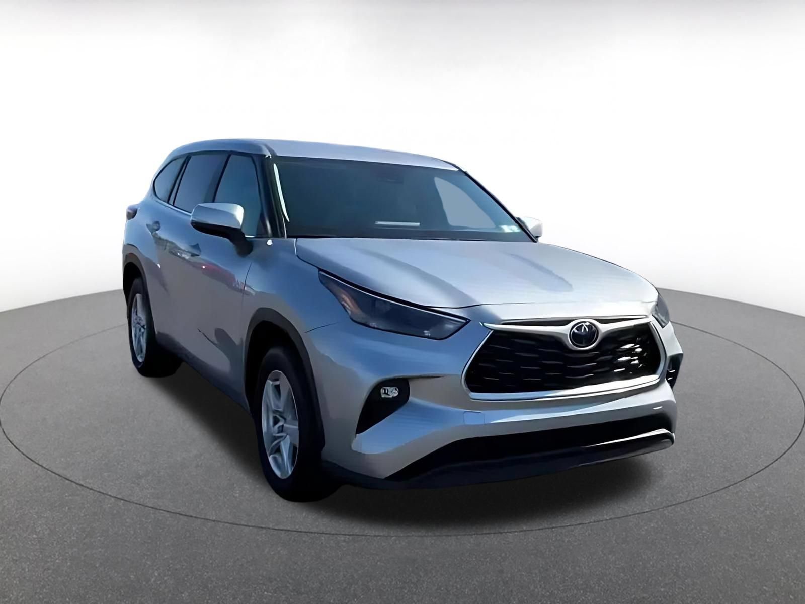 Thumbnail: 2025 Toyota Highlander - 3