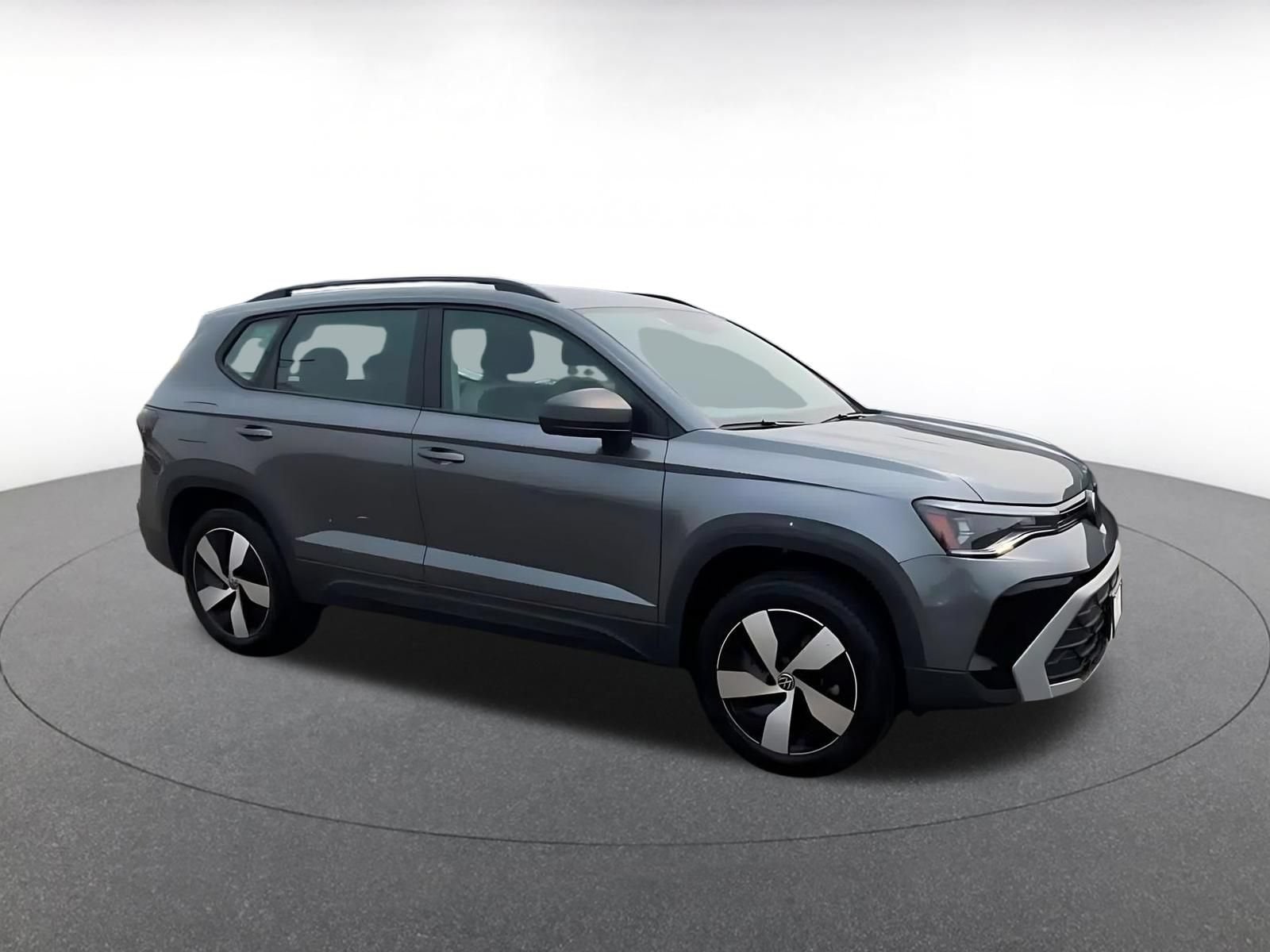 Thumbnail: 2026 Volkswagen Taos - 2