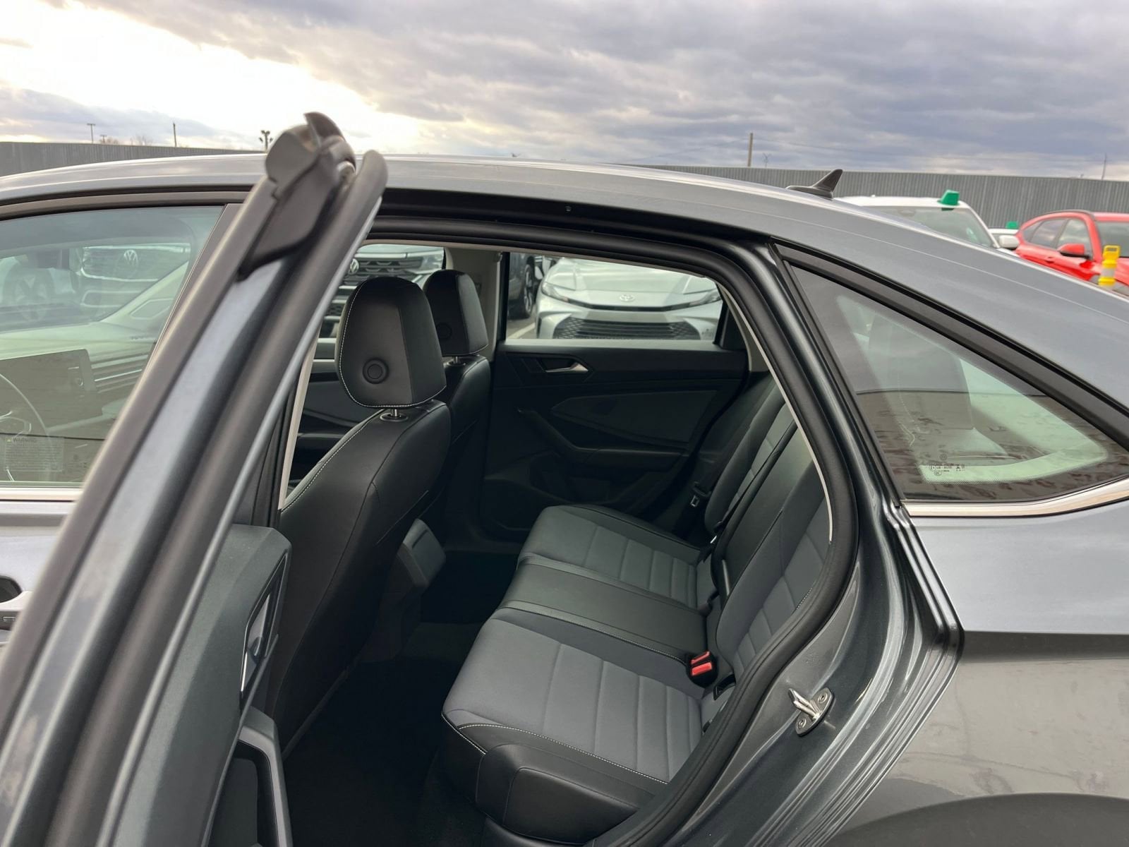 Thumbnail: 2025 Volkswagen Jetta - 23