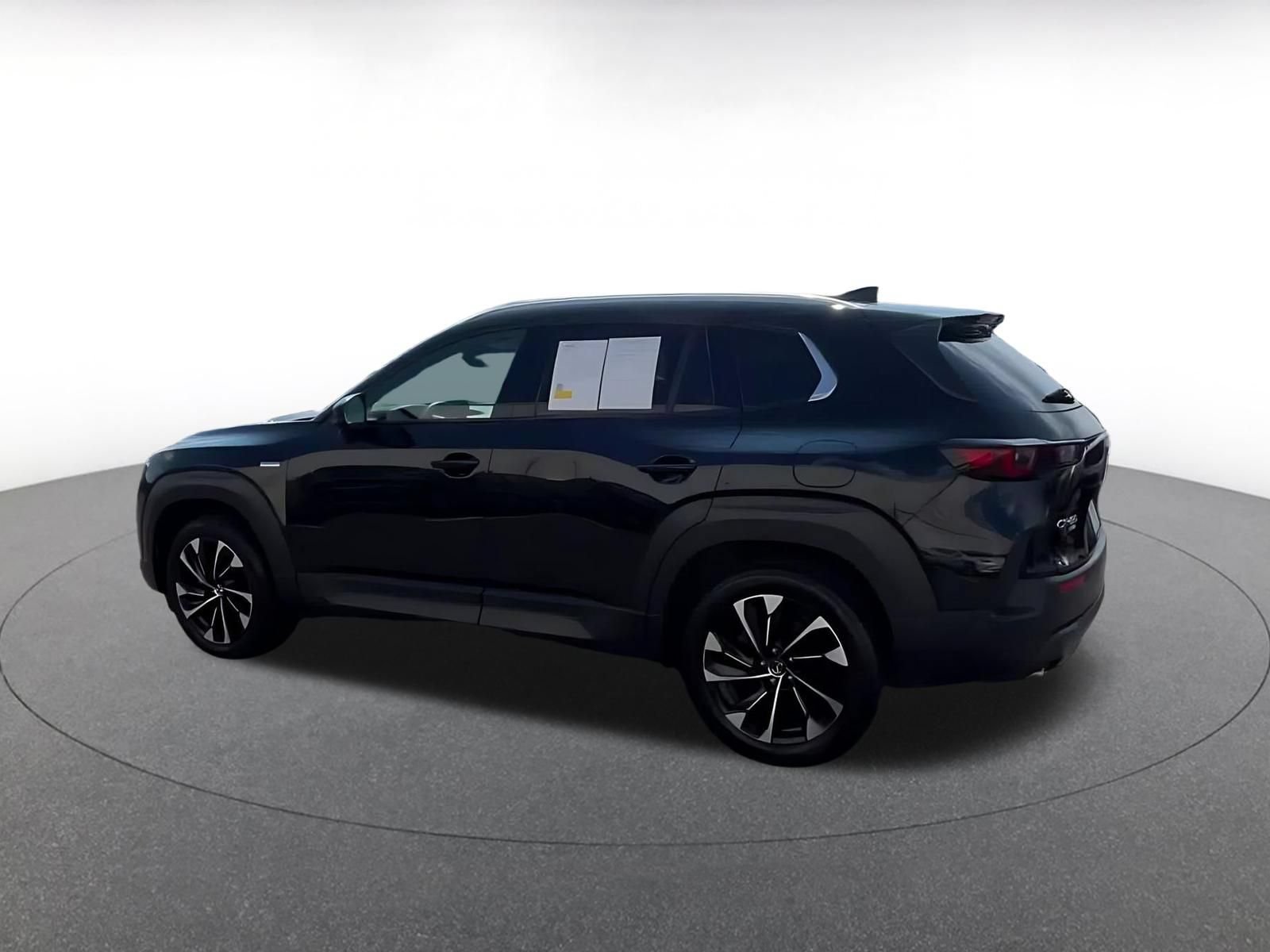Thumbnail: 2025 Mazda CX-50 - 10