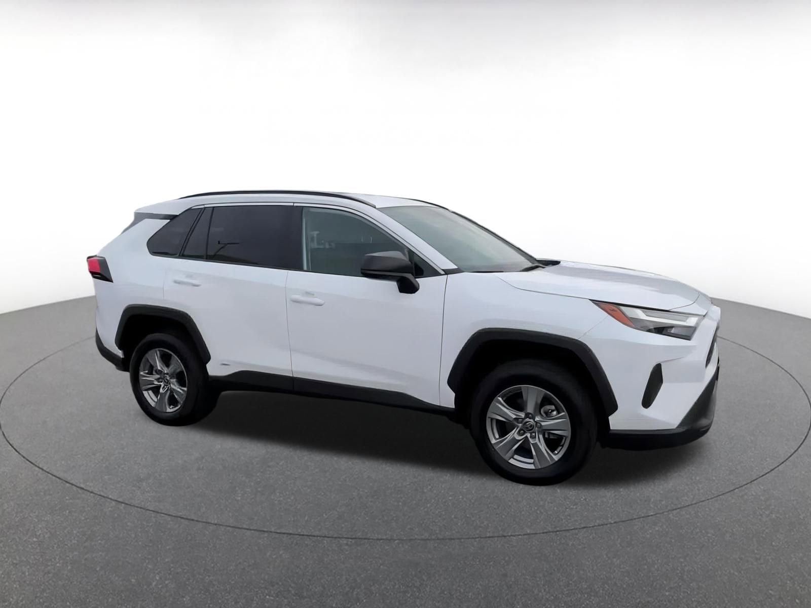 Thumbnail: 2025 Toyota RAV4 - 2