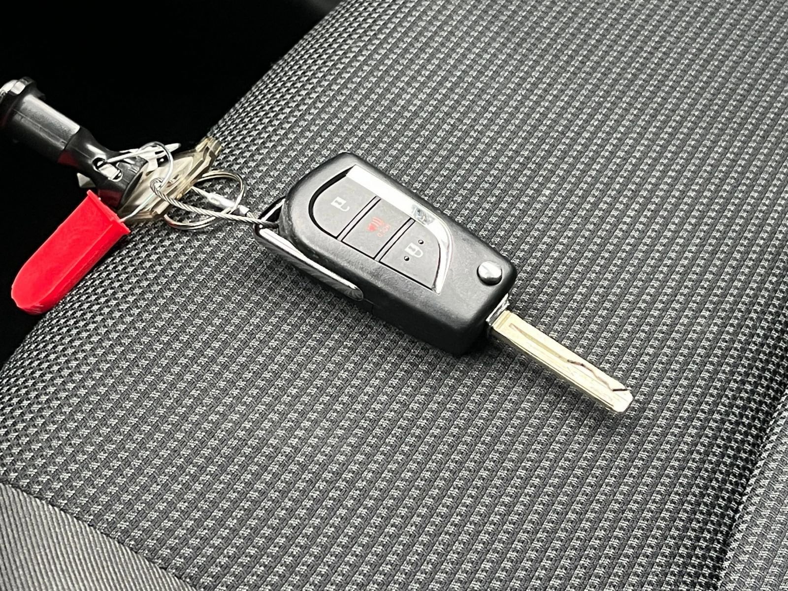 Thumbnail: 2025 Toyota RAV4 - 22