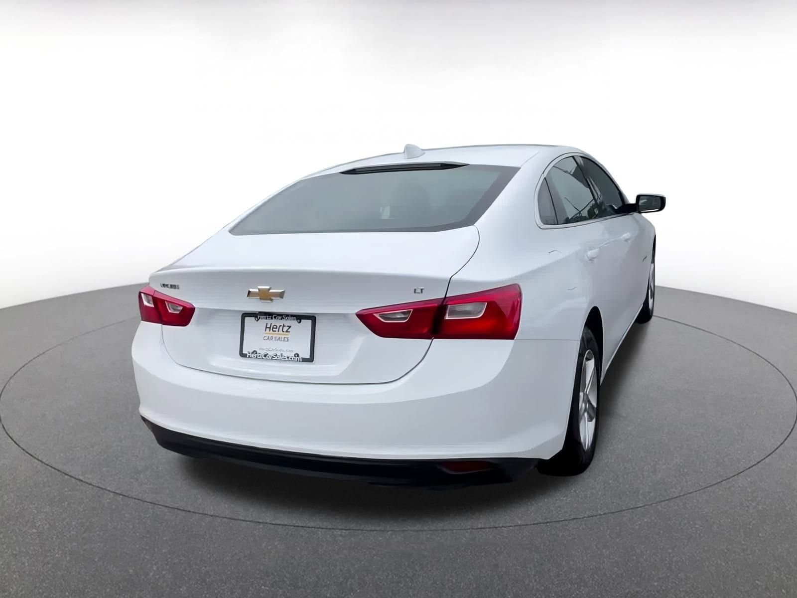 Thumbnail: 2024 Chevrolet Malibu - 15