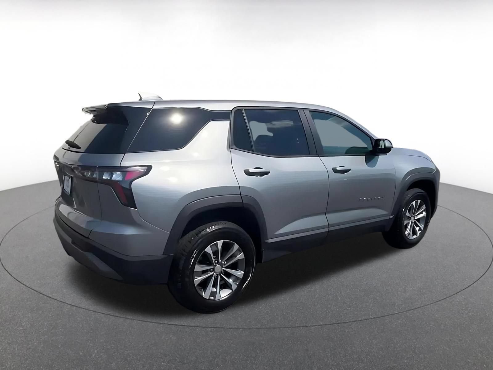 Thumbnail: 2025 Chevrolet Equinox - 12