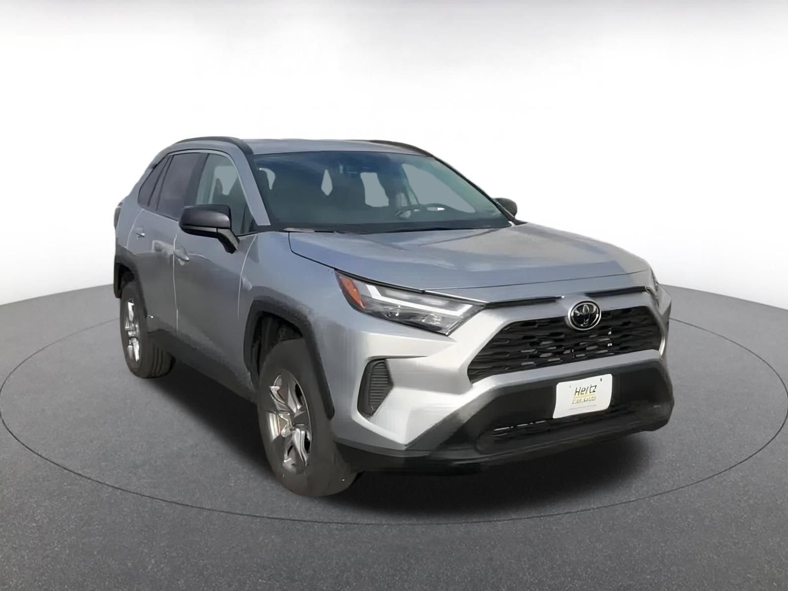 Thumbnail: 2025 Toyota RAV4 - 3