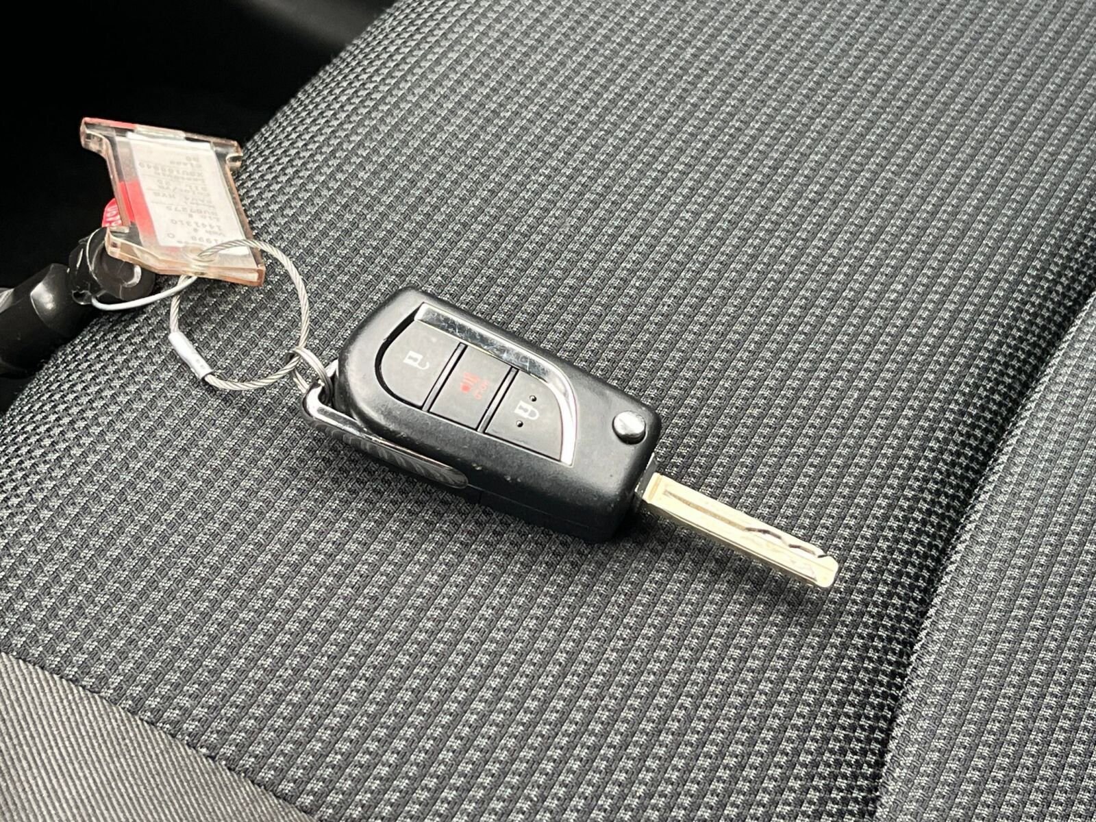 Thumbnail: 2025 Toyota RAV4 - 22