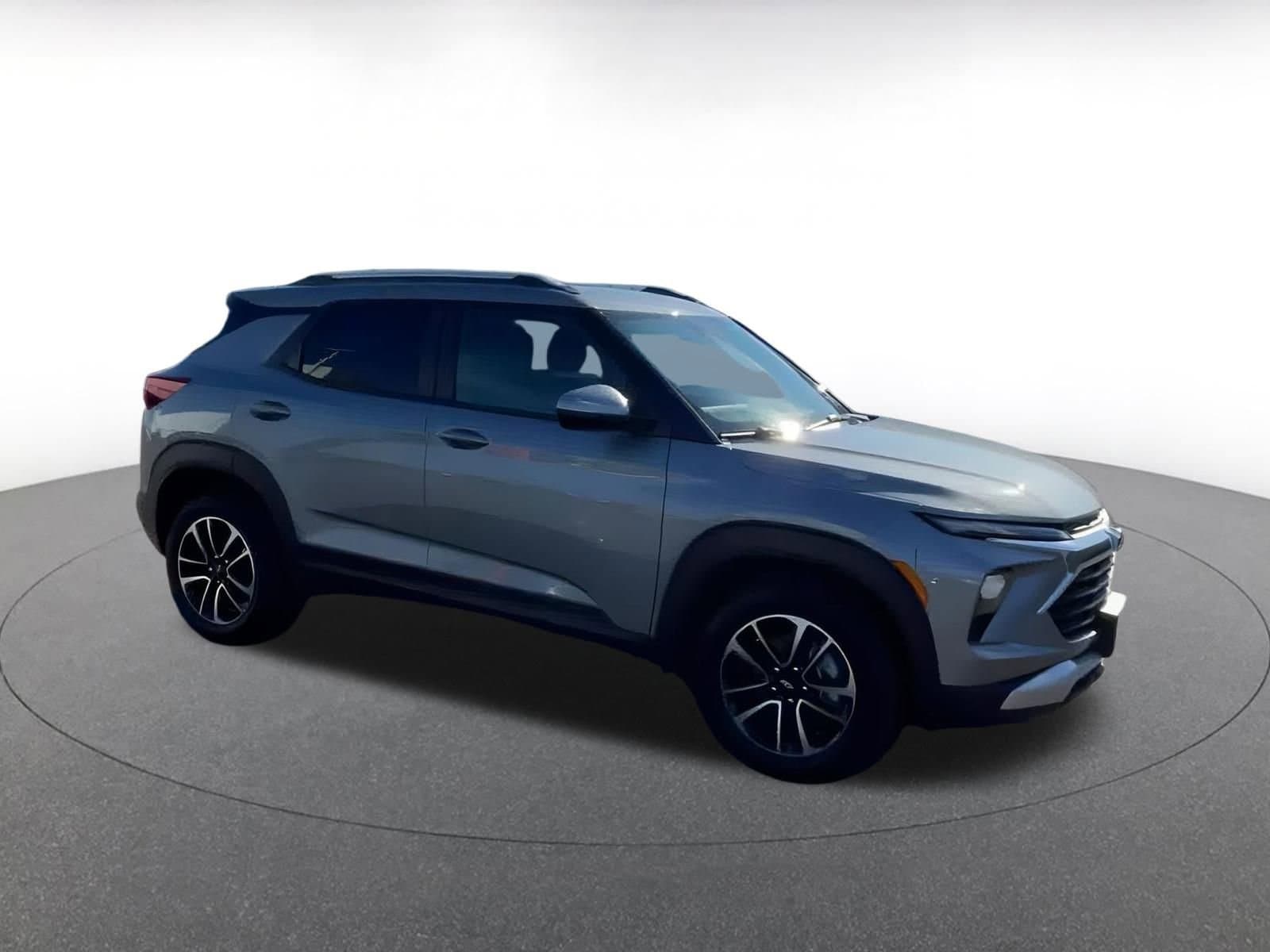 Thumbnail: 2025 Chevrolet TrailBlazer - 2