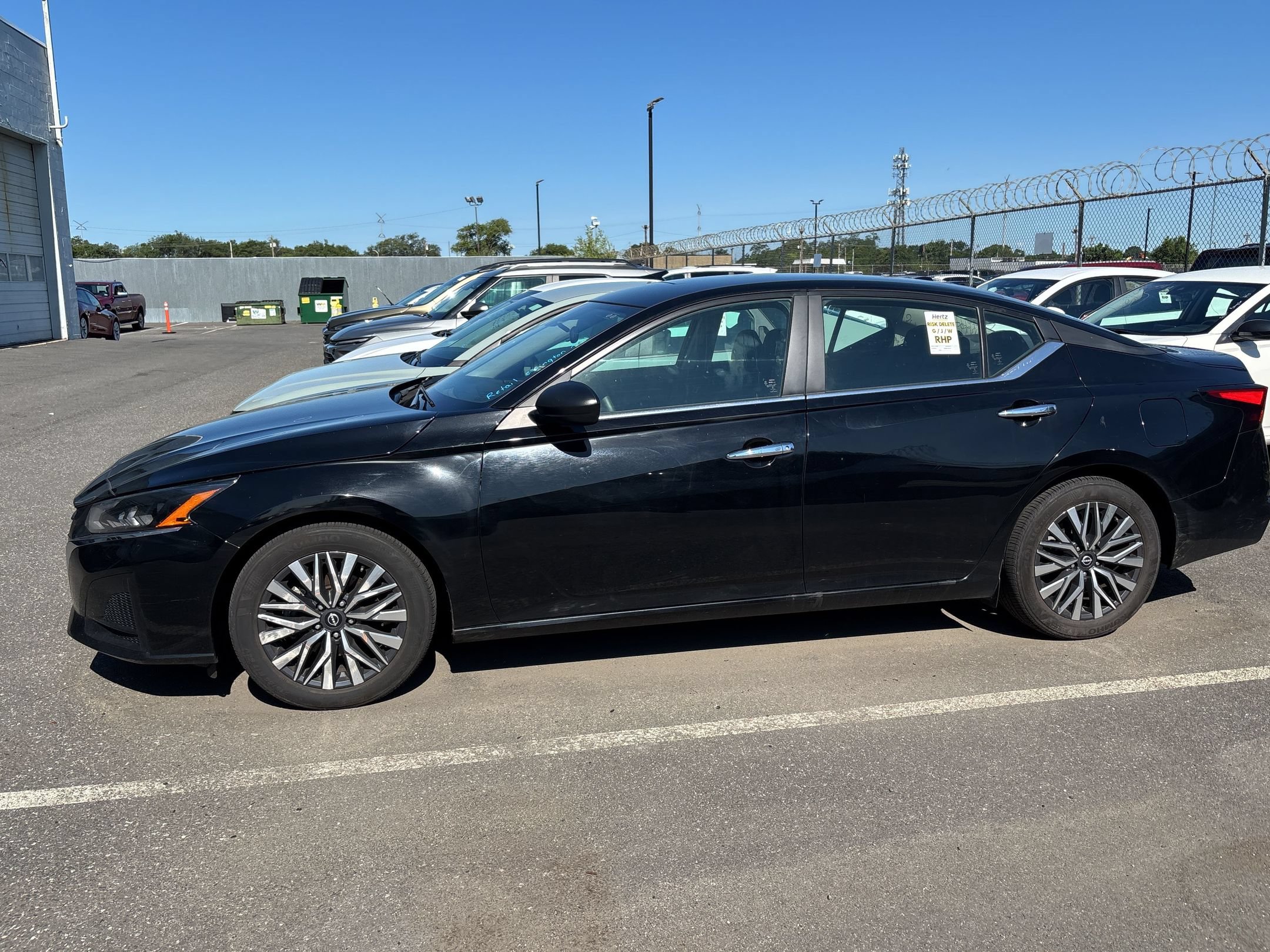 Thumbnail: 2025 Nissan Altima - 18