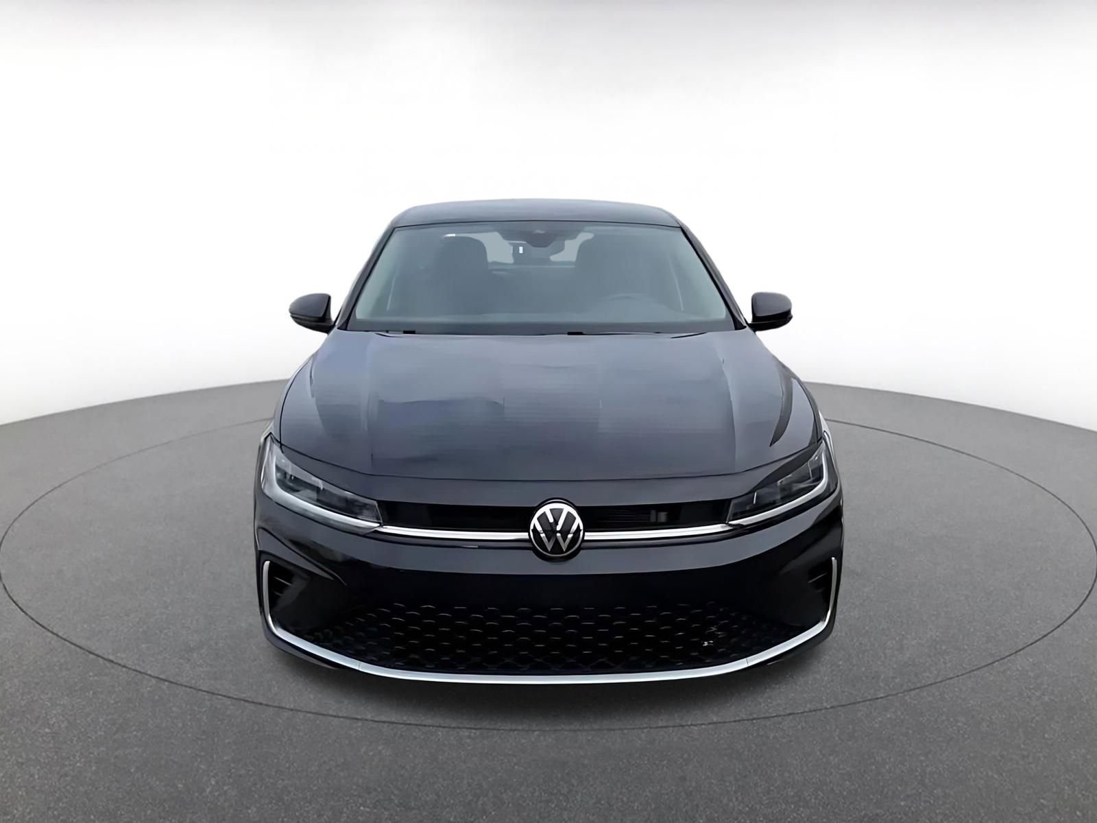 Thumbnail: 2025 Volkswagen Jetta - 3