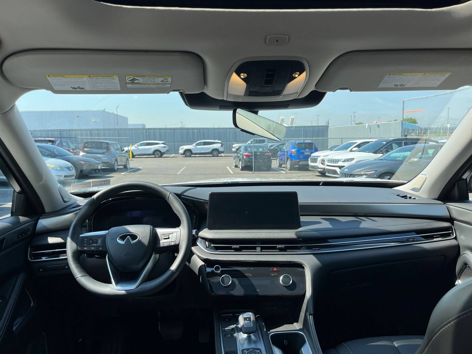 Thumbnail: 2026 INFINITI QX60 - 32