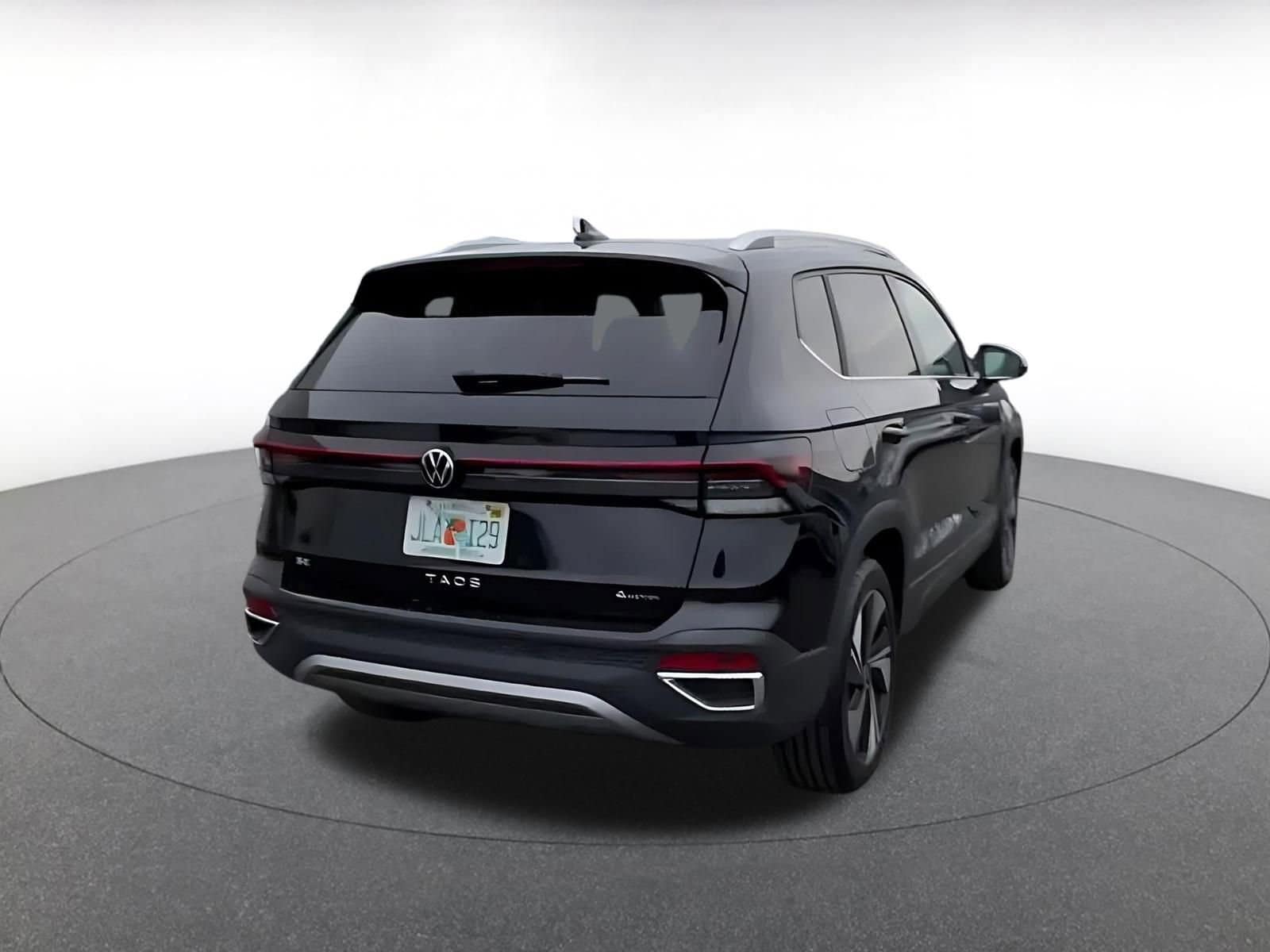 Thumbnail: 2025 Volkswagen Taos - 13