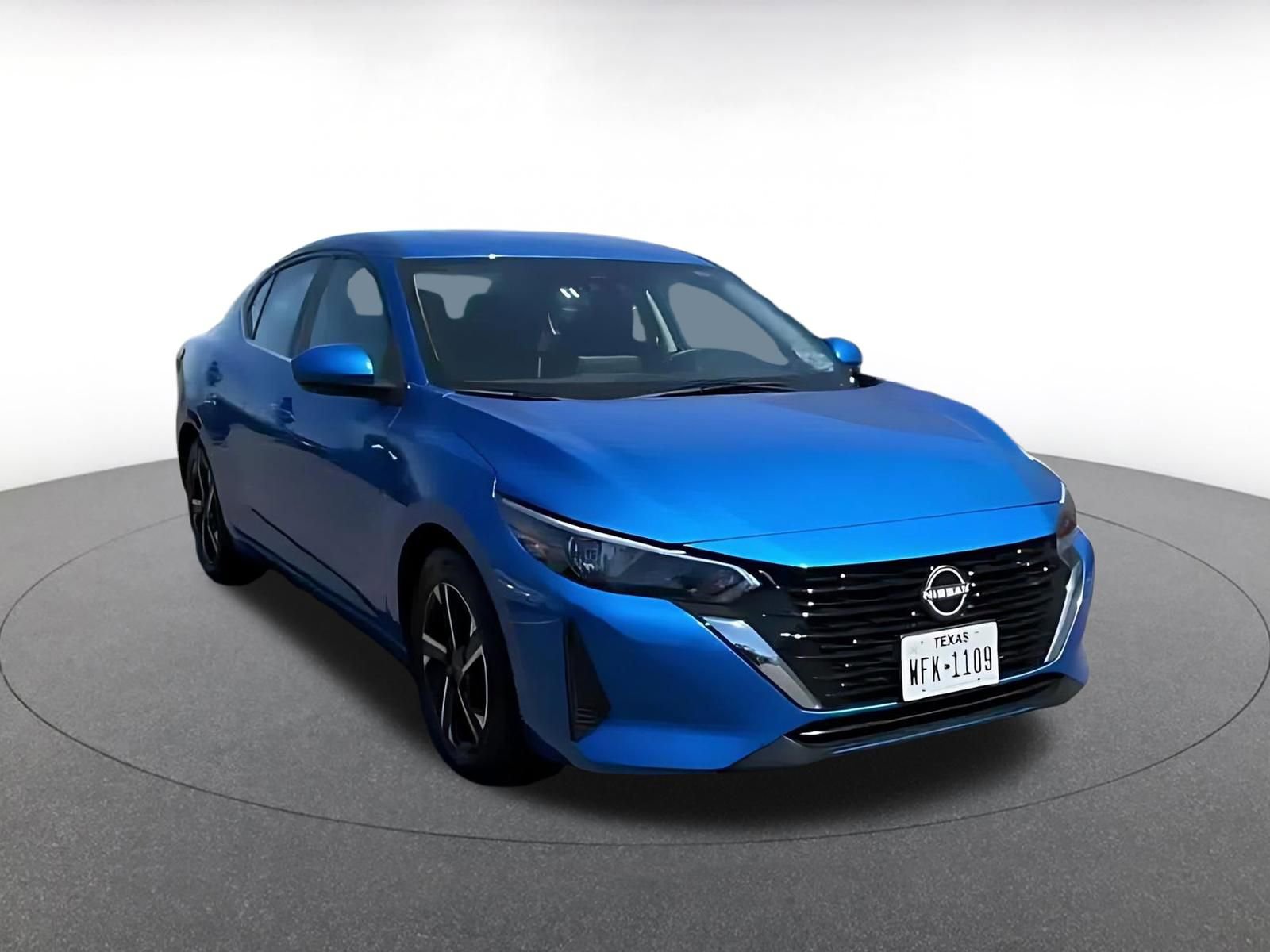 Thumbnail: 2025 Nissan Sentra - 3