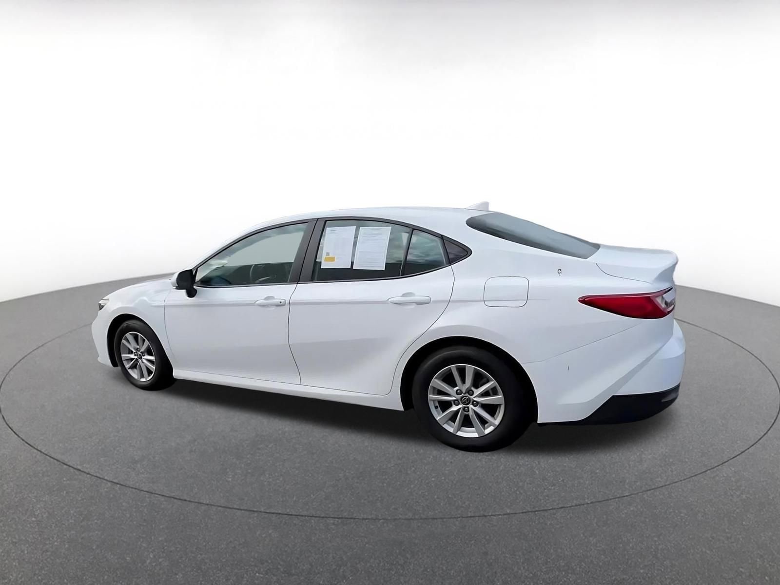 Thumbnail: 2025 Toyota Camry - 10