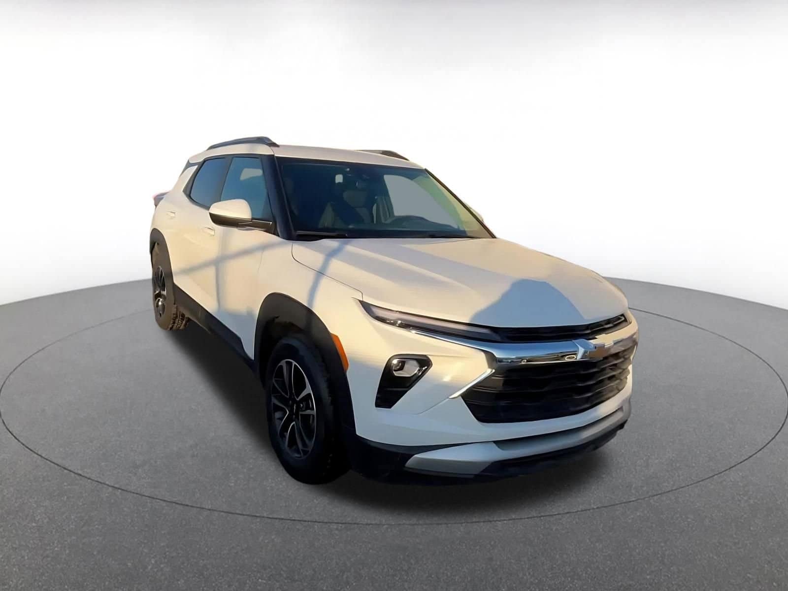 Thumbnail: 2025 Chevrolet TrailBlazer - 2