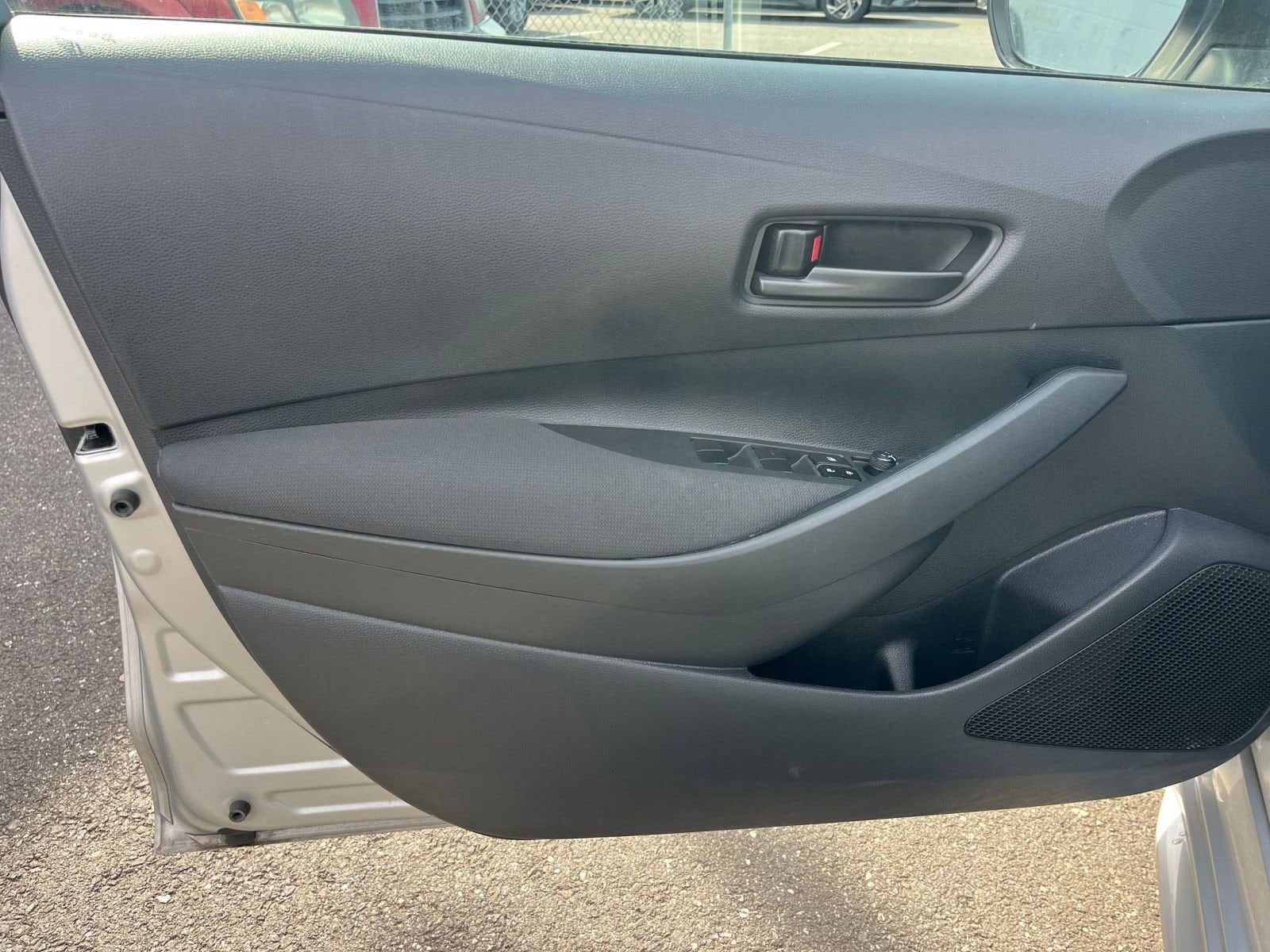 Thumbnail: 2025 Toyota Corolla - 18