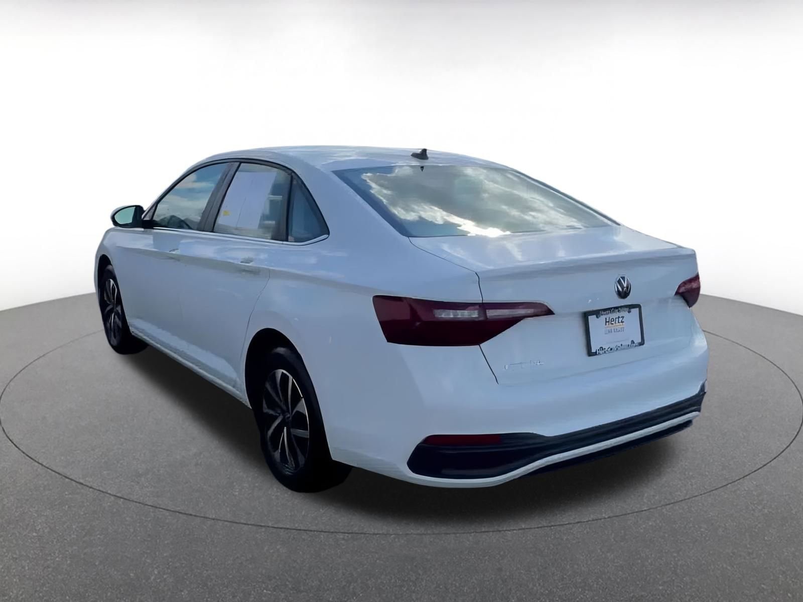 Thumbnail: 2024 Volkswagen Jetta - 11
