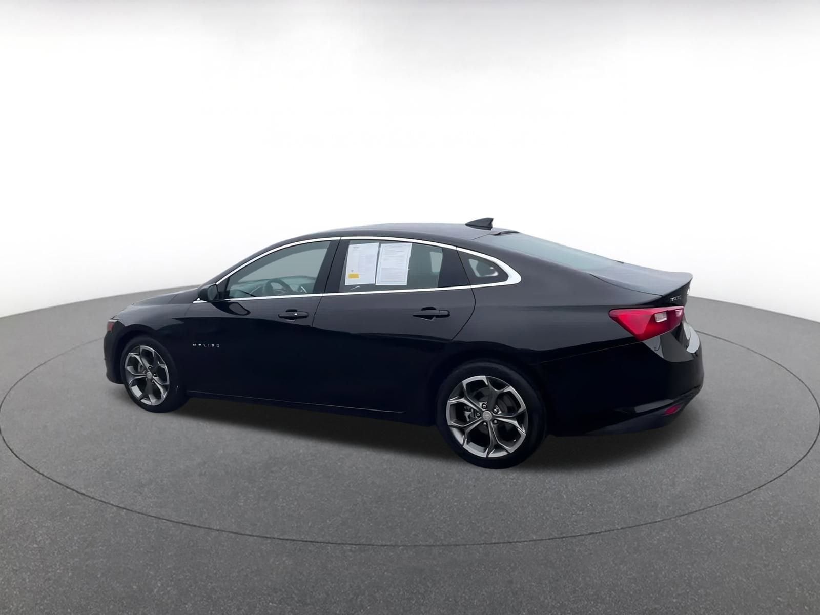 Thumbnail: 2024 Chevrolet Malibu - 10