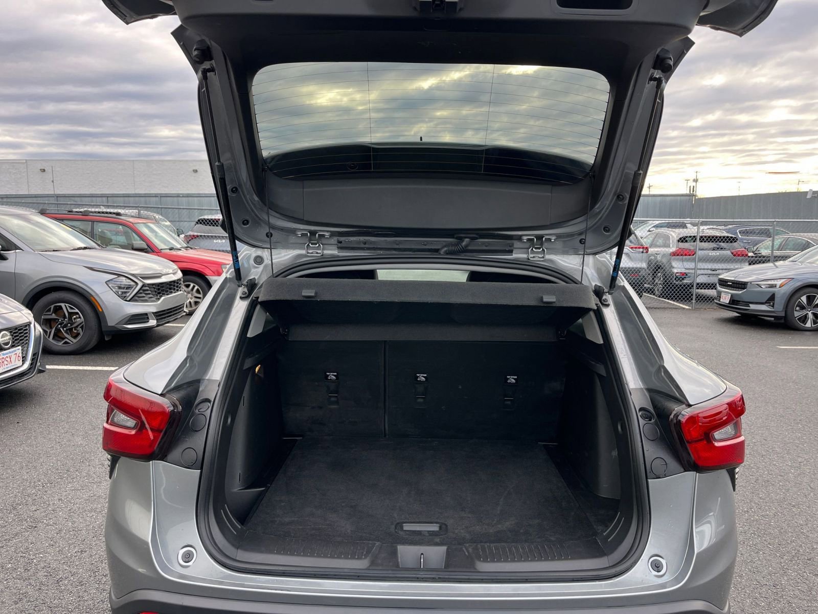 Thumbnail: 2025 Chevrolet Trax - 30