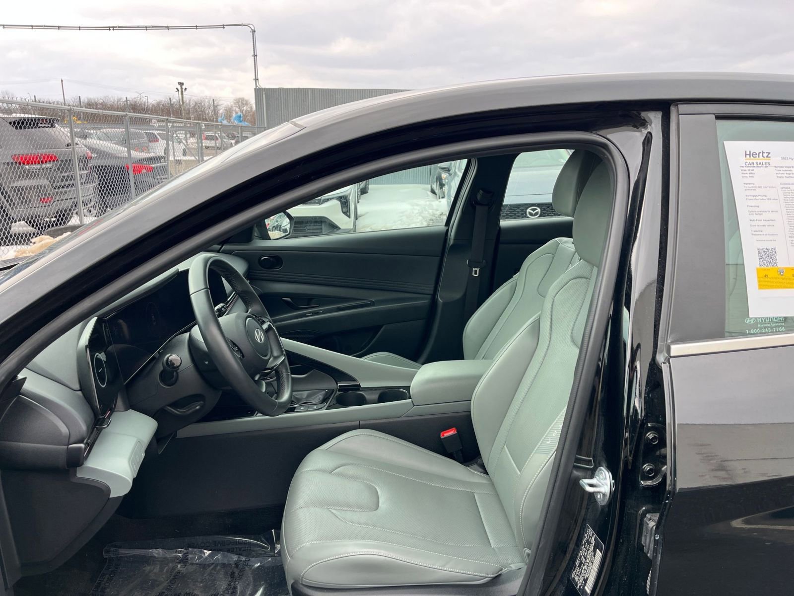 Thumbnail: 2025 Hyundai Elantra - 28