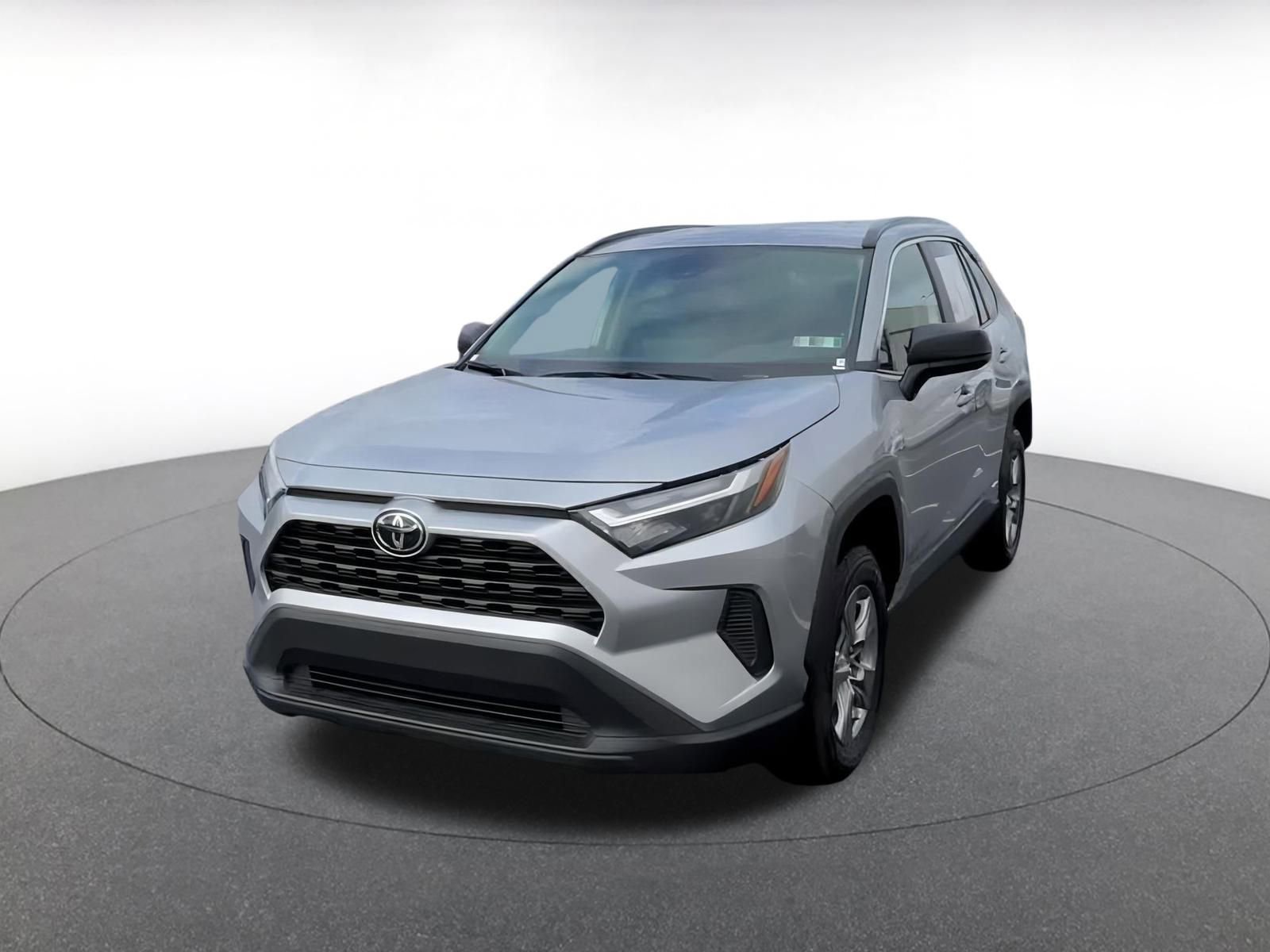 Thumbnail: 2025 Toyota RAV4 - 6