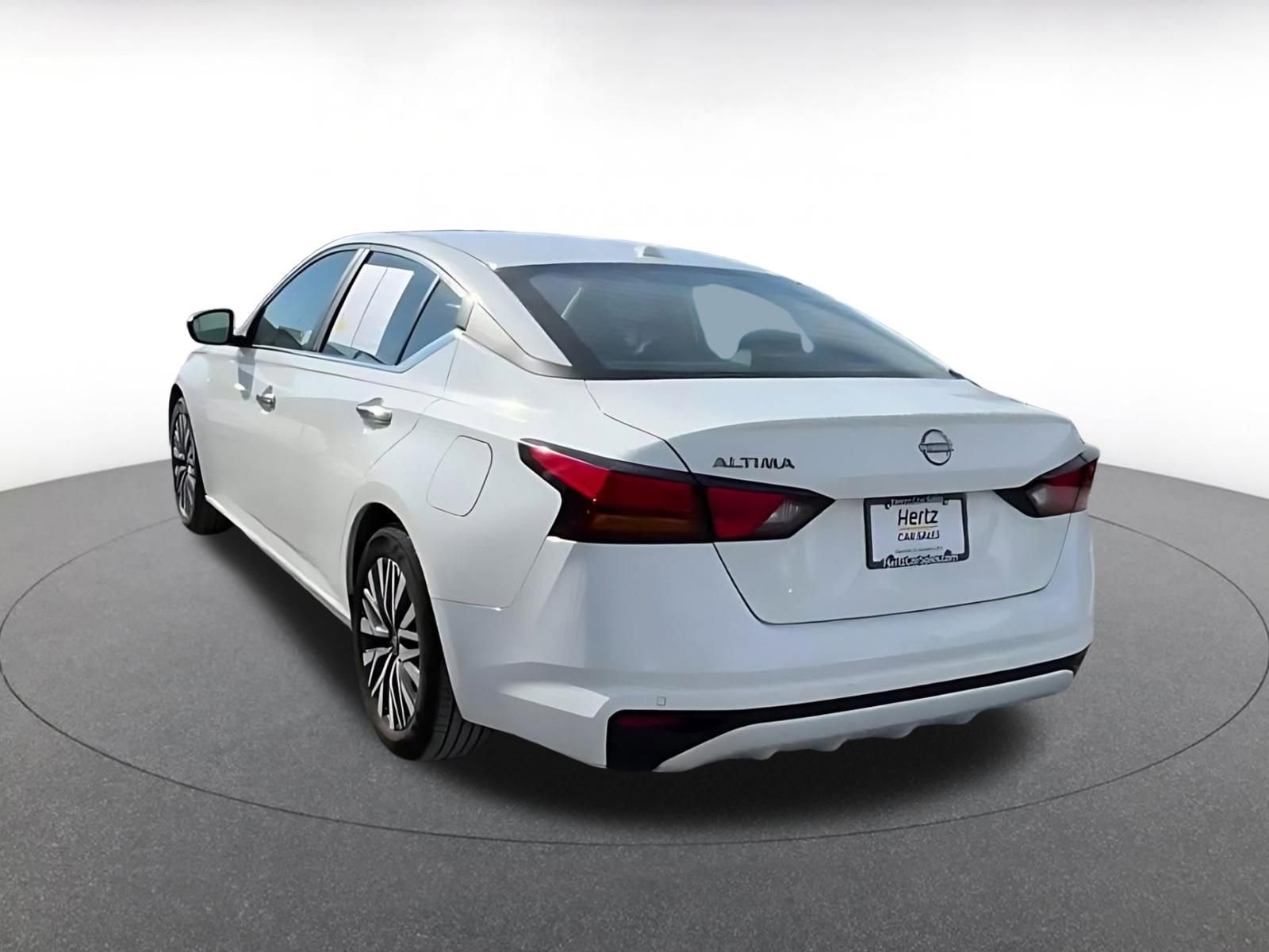 Thumbnail: 2025 Nissan Altima - 11