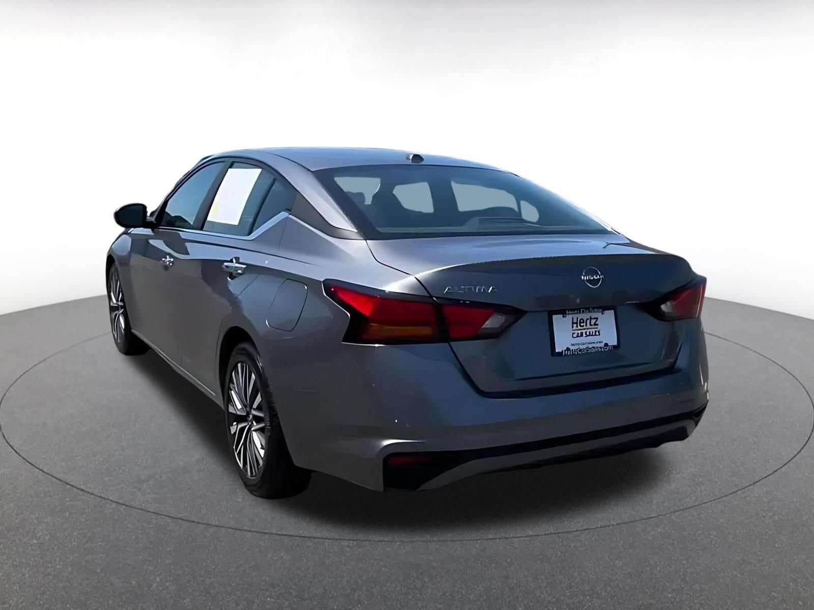 Thumbnail: 2025 Nissan Altima - 9