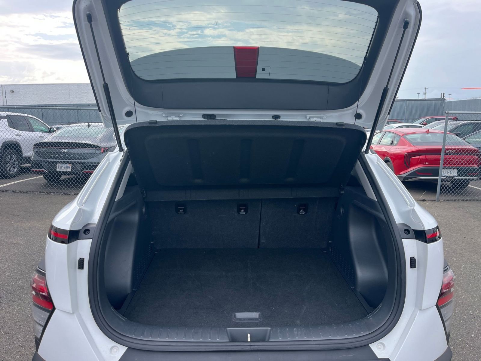 Thumbnail: 2025 Hyundai Kona - 32