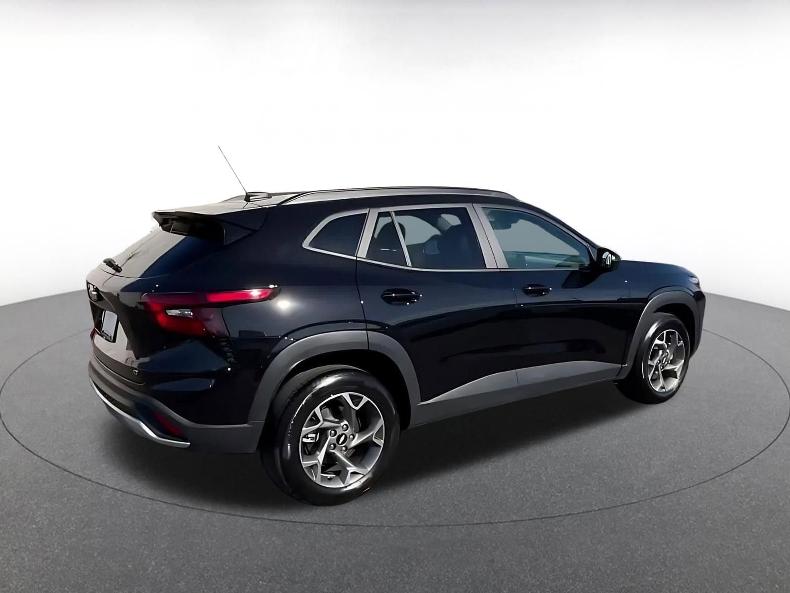 Thumbnail: 2025 Chevrolet Trax - 15