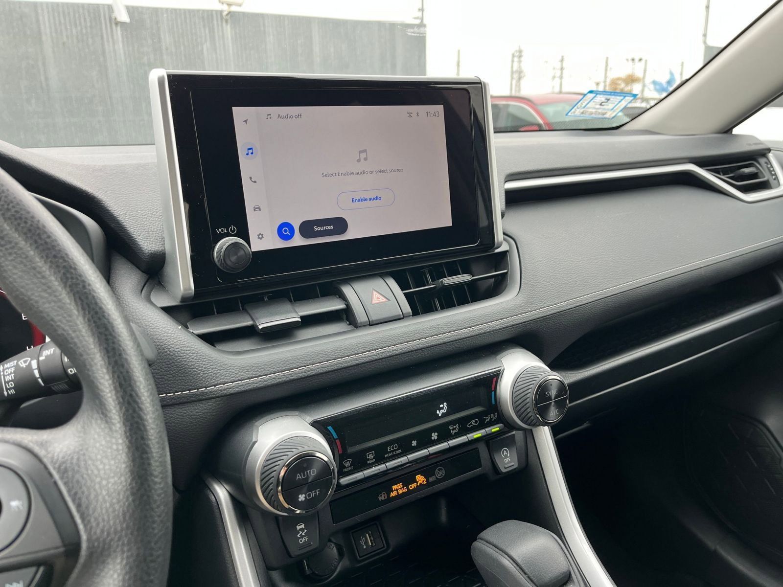 Thumbnail: 2025 Toyota RAV4 - 21