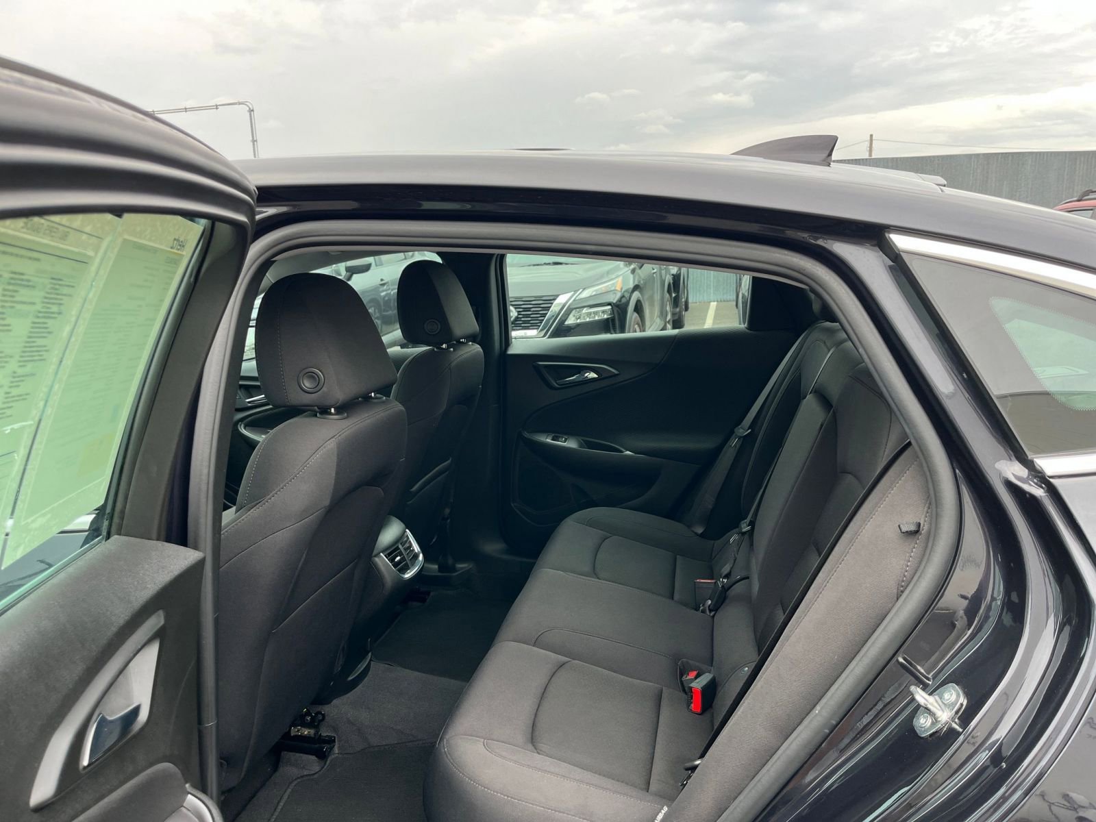 Thumbnail: 2023 Chevrolet Malibu - 25