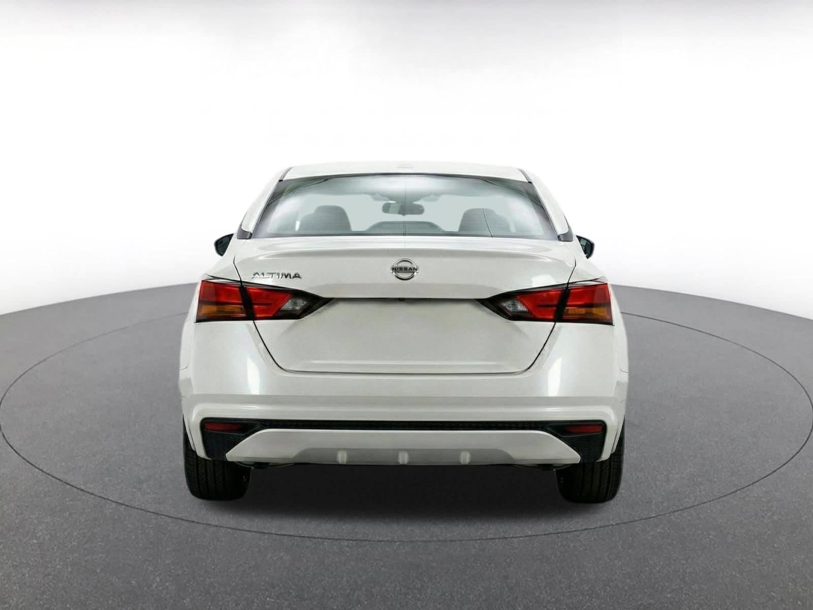 Thumbnail: 2025 Nissan Altima - 14