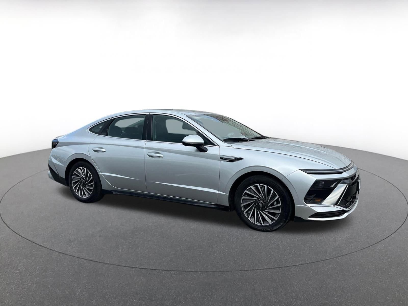 Thumbnail: 2025 Hyundai Sonata - 1
