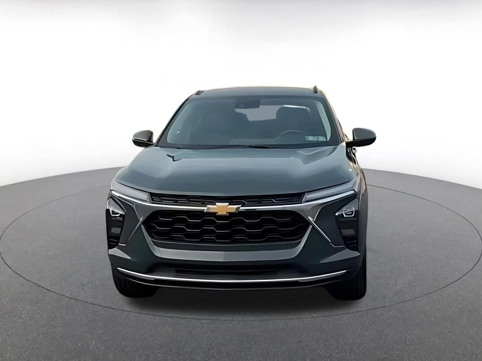 Thumbnail: 2025 Chevrolet Trax - 5