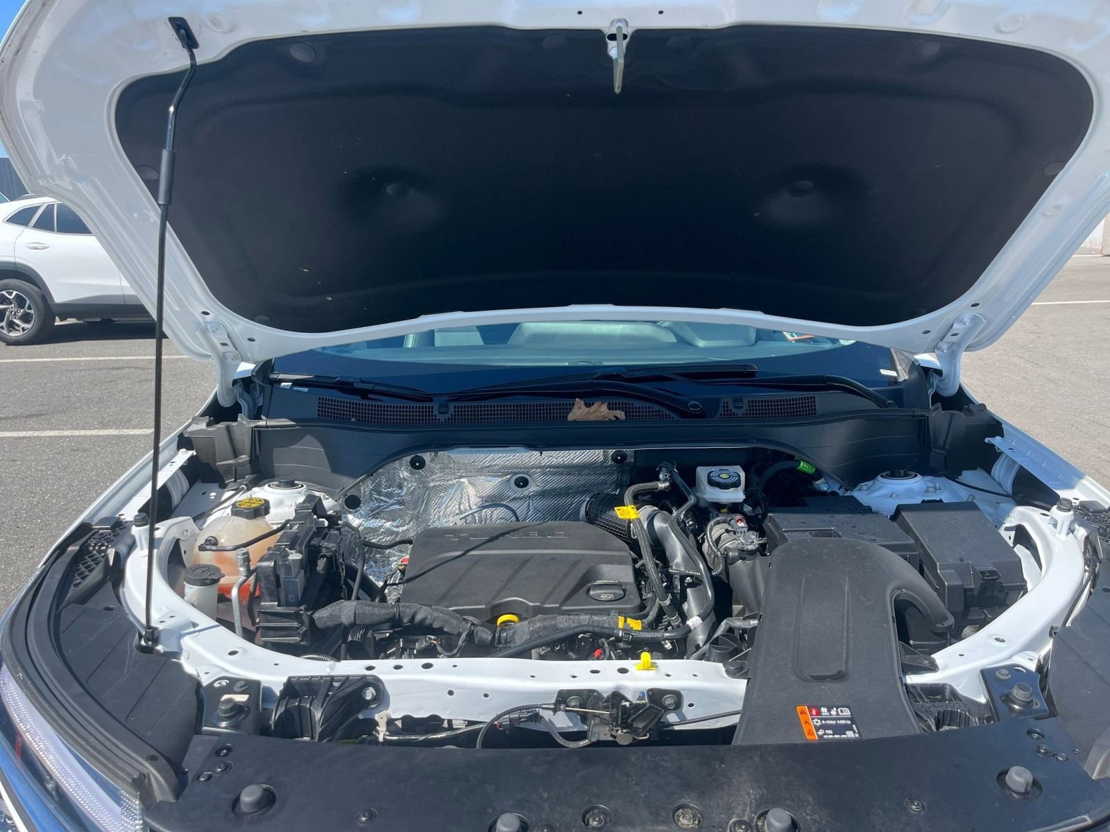 Thumbnail: 2025 Chevrolet Trax - 32