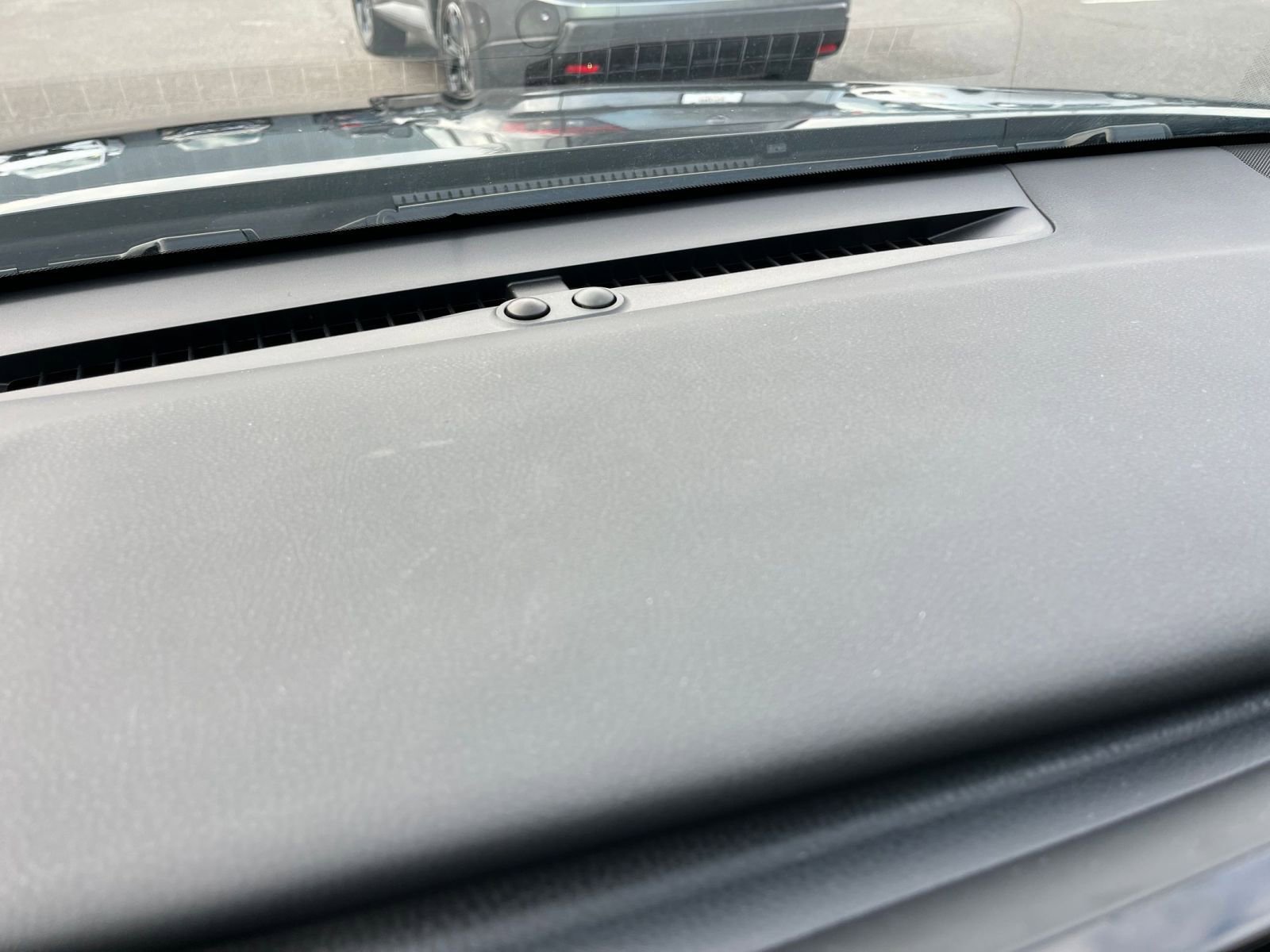 Thumbnail: 2025 Toyota Camry - 18