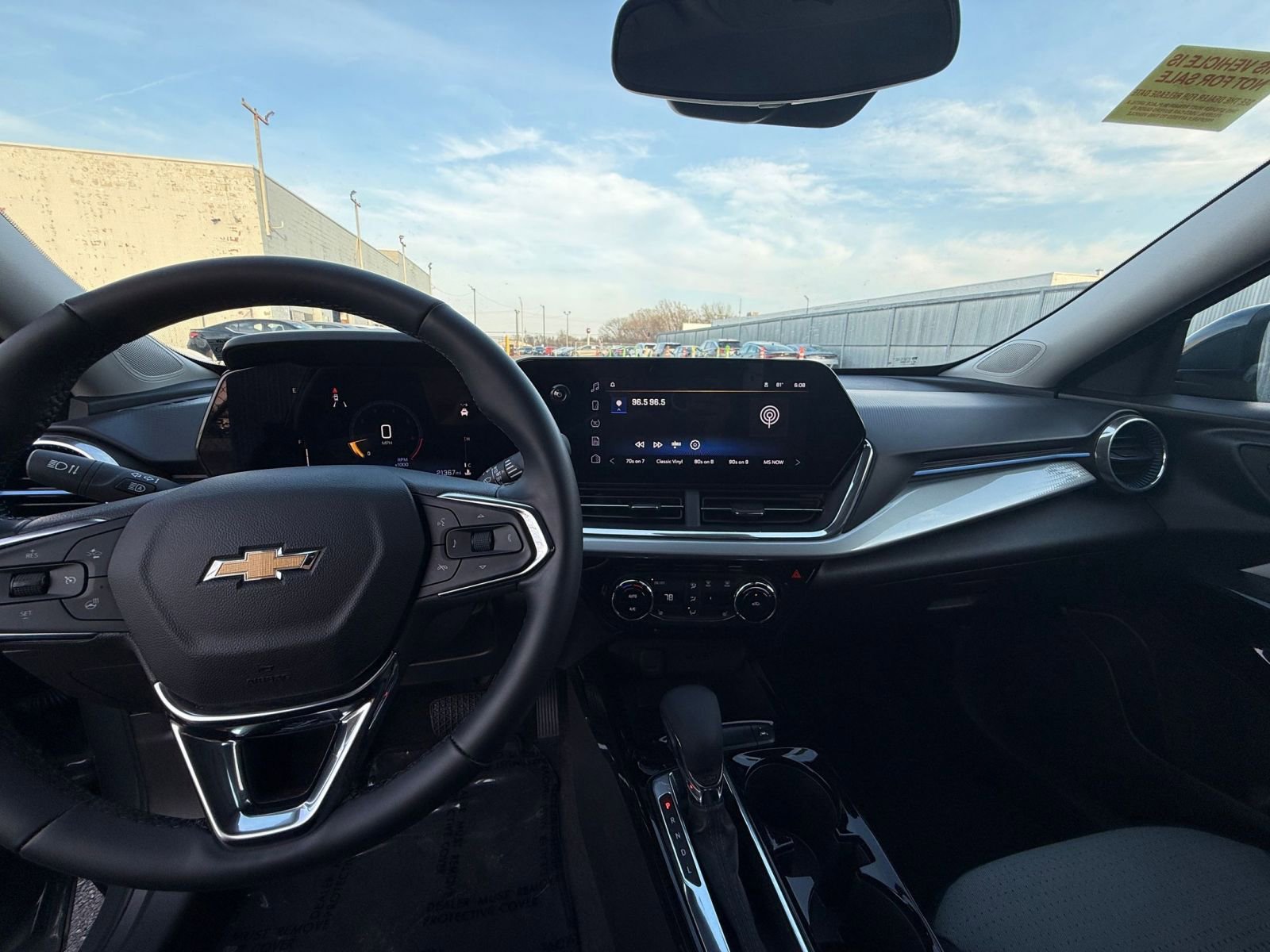 Thumbnail: 2025 Chevrolet Trax - 33