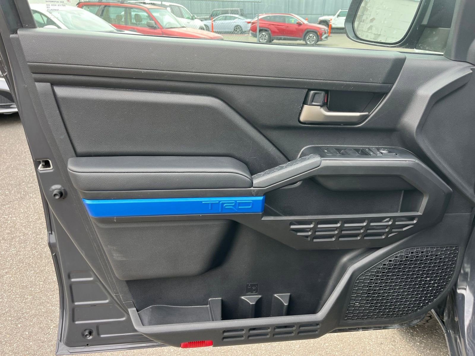 Thumbnail: 2025 Toyota Tacoma - 18