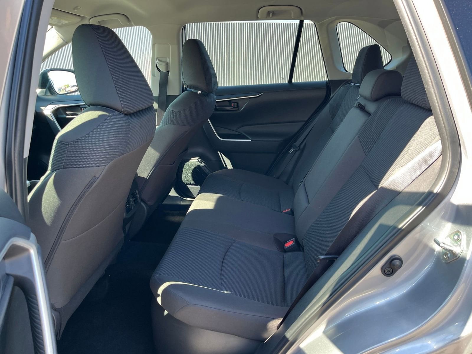 Thumbnail: 2025 Toyota RAV4 - 25