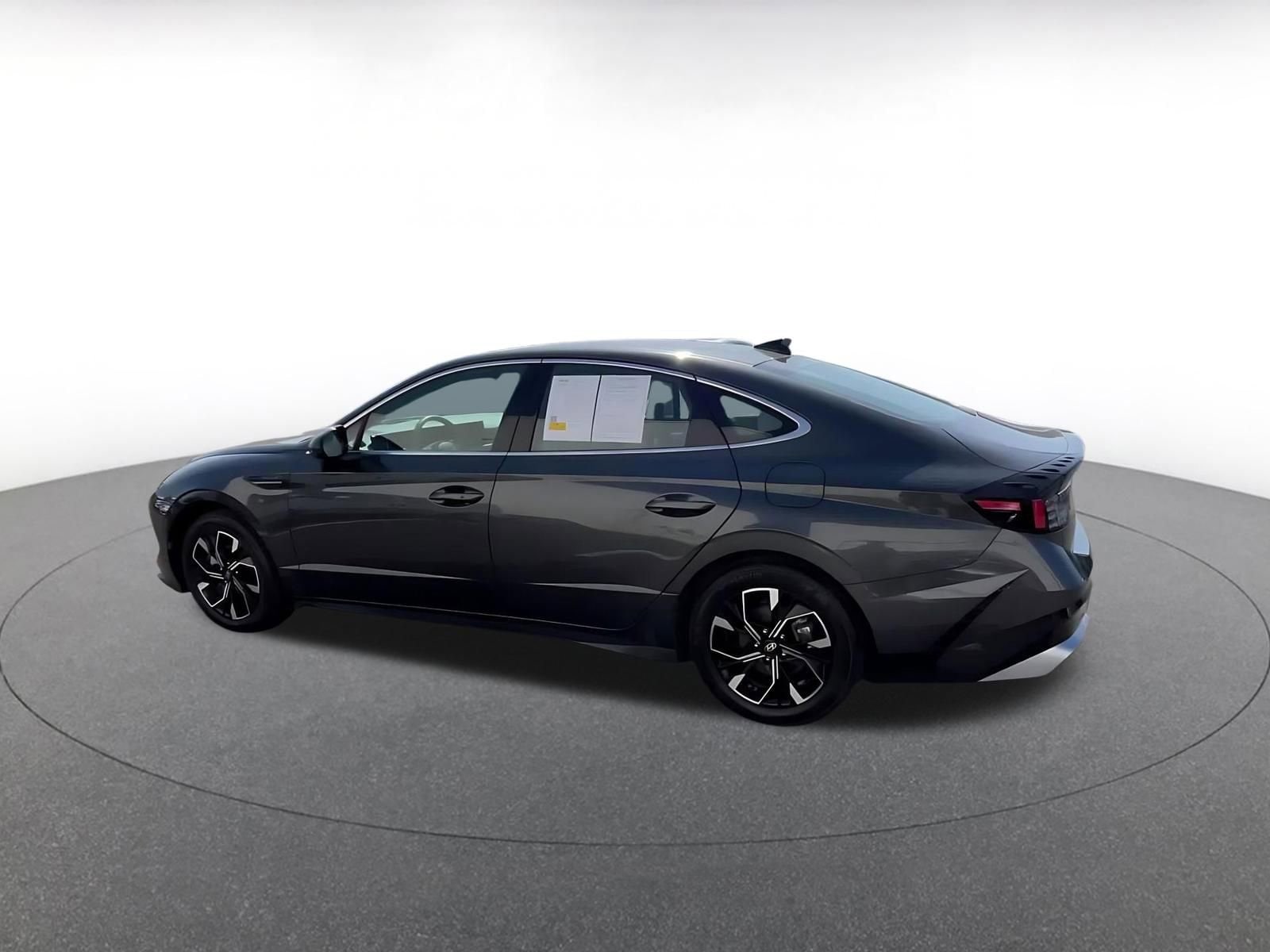 Thumbnail: 2025 Hyundai Sonata - 10