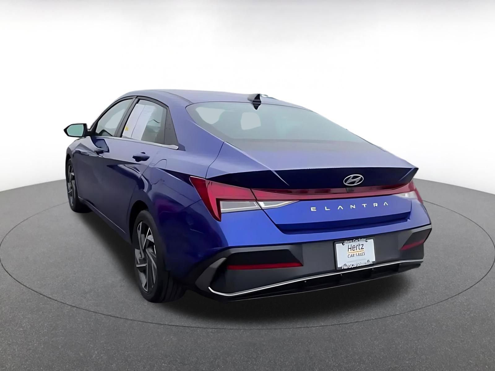 Thumbnail: 2025 Hyundai Elantra - 11