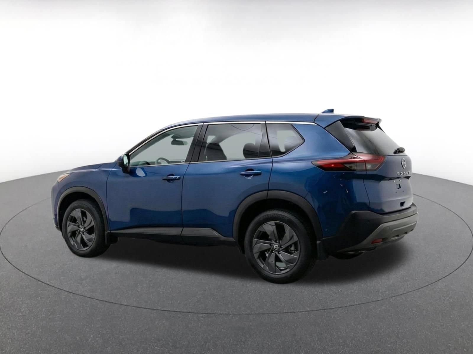 Thumbnail: 2025 Nissan Rogue - 6