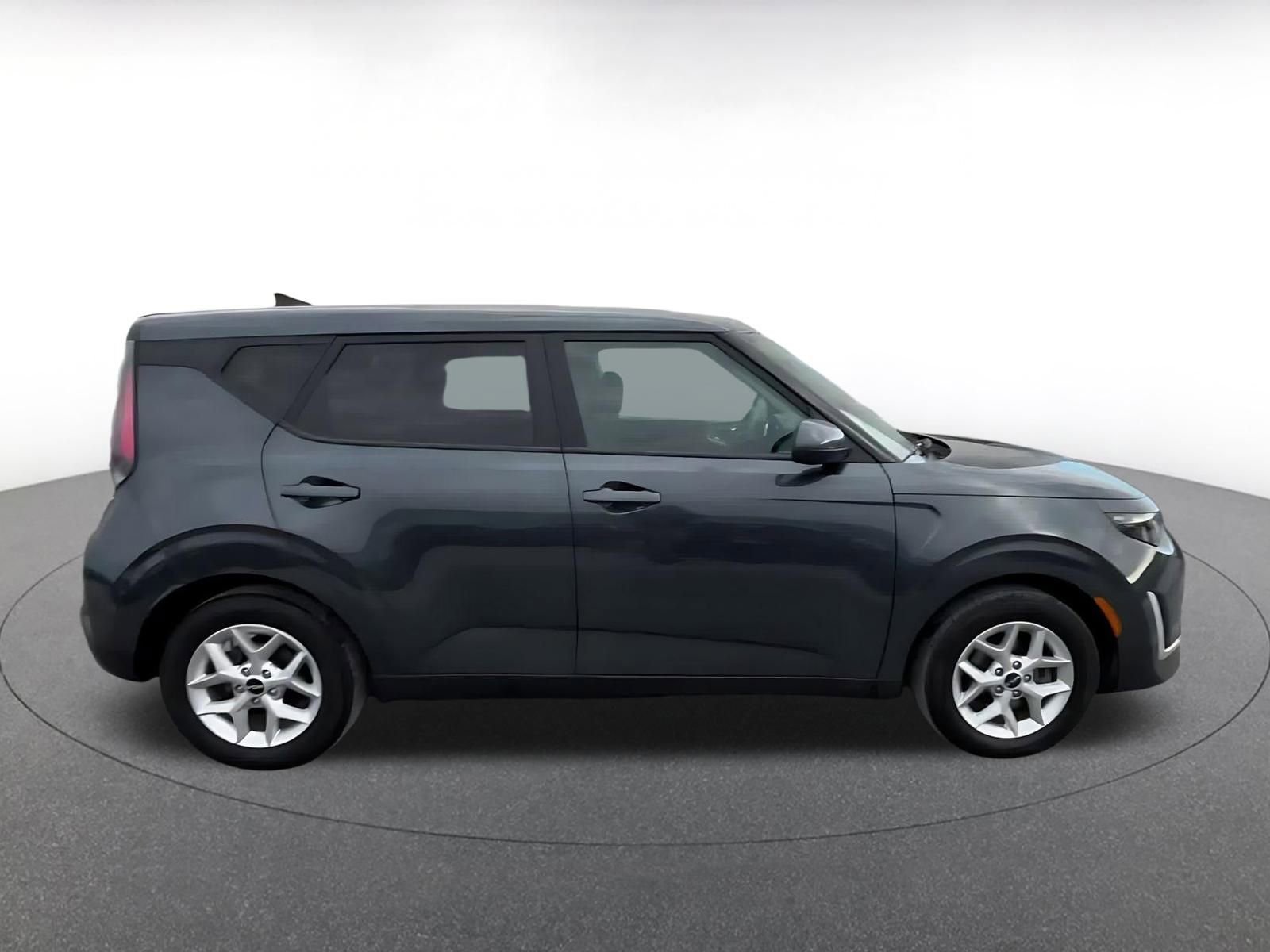 Thumbnail: 2025 Kia Soul - 16