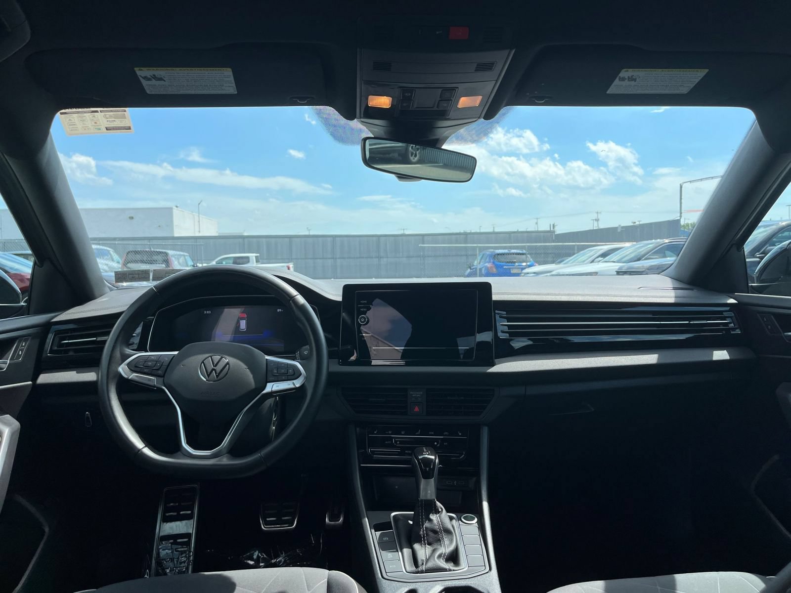 Thumbnail: 2025 Volkswagen Jetta - 31