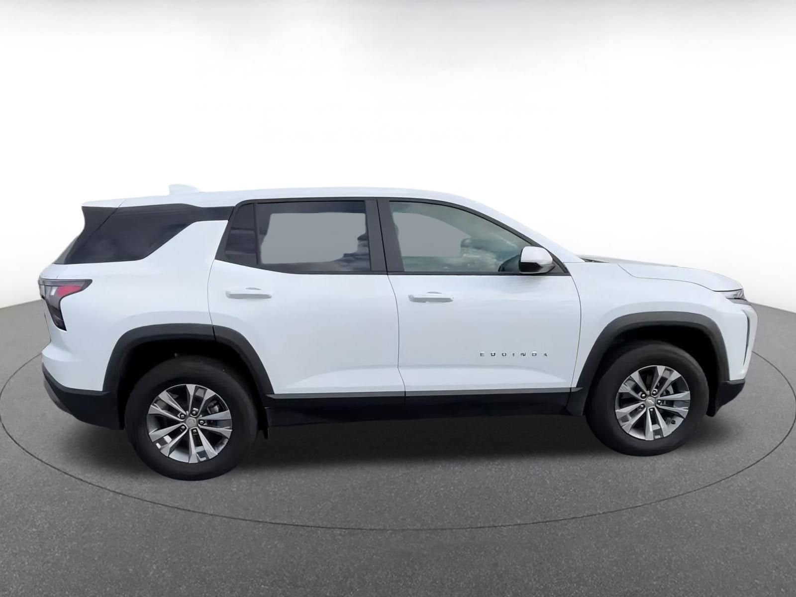 Thumbnail: 2025 Chevrolet Equinox - 16